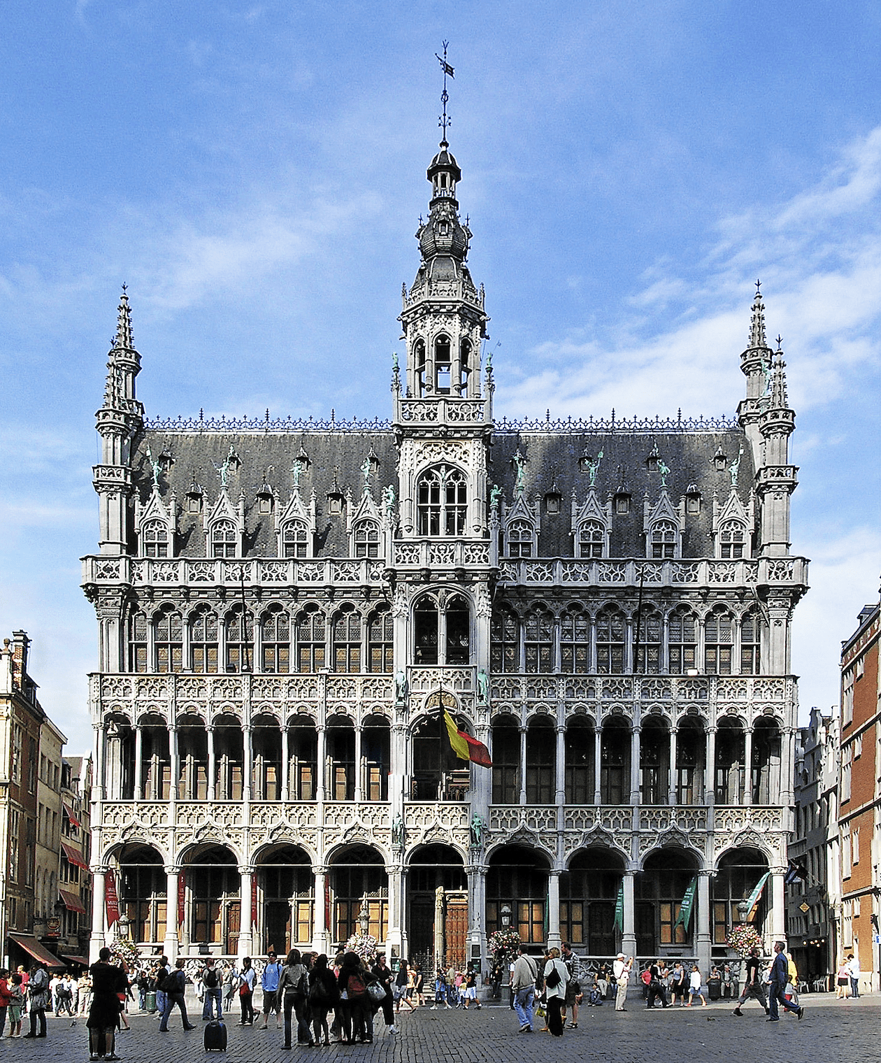 A picture of Maison Du Roi in the morning in Grand Place