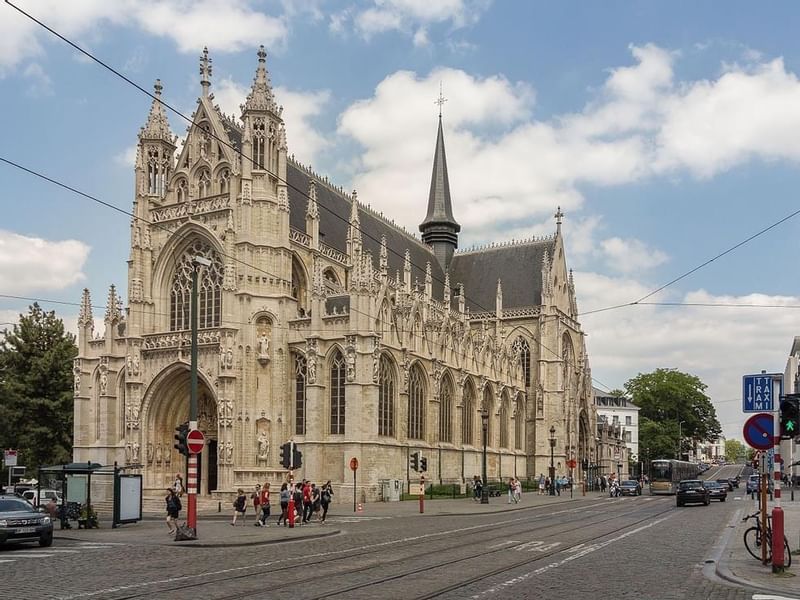 A picture of the cathedral in Sablon. There is a park near by with many statues of belgian historical figures